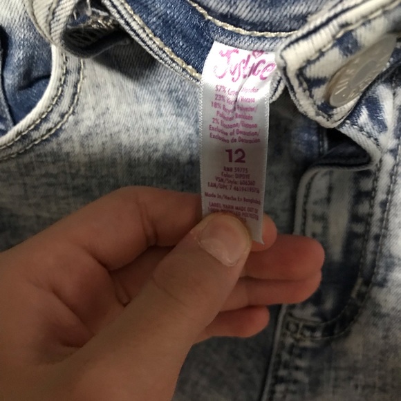 Purple and white shirt with purple shorts - Picture 3 of 5